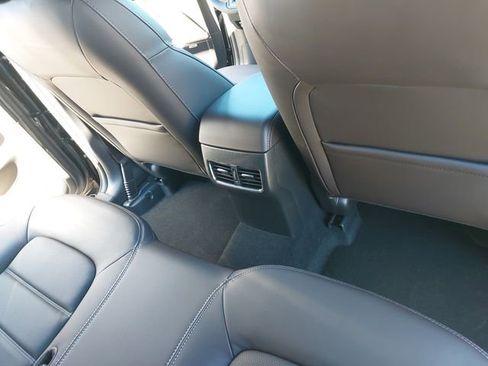 Used 2025 MAZDA CX-5 Signature image 12