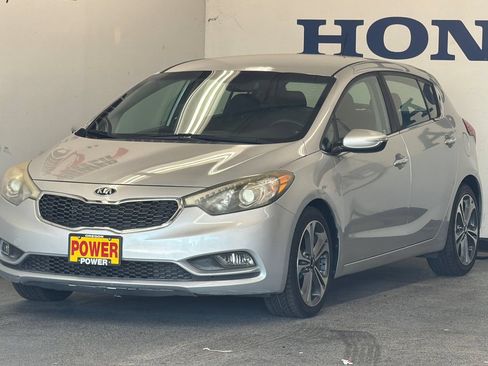 Used 2016 Kia Forte EX FWD image 7