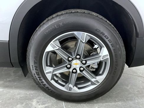 Used 2025 Chevrolet Blazer LT AWD/4WD image 21