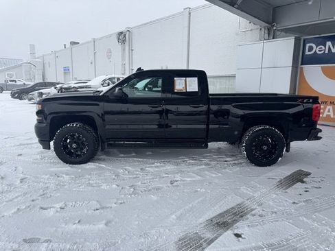 Used 2018 Chevrolet Silverado 1500 LT w/ All Star Edition image 11