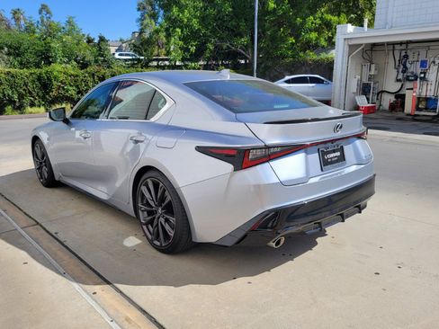 Used 2024 Lexus IS 300 F Sport image 2