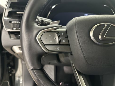 Certified 2025 Lexus RX 450h 450h+ Luxury w/ Convenience Package image 16