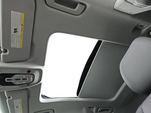 Used 2023 Audi Q8 Premium Plus w/ Premium Plus Package image 28