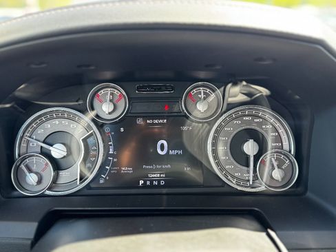 Used 2015 RAM 2500 Limited image 6