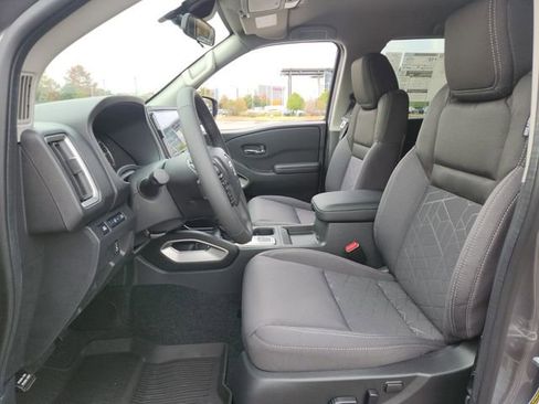 New 2026 Nissan Frontier SV w/ SV Convenience Package AWD/4WD image 5