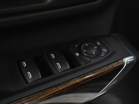 Used 2023 GMC Sierra 2500 SLE w/ SLE Convenience Package image 21