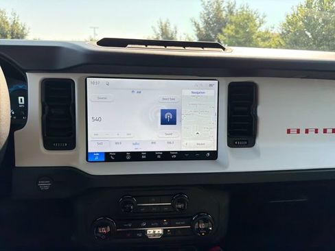 New 2026 Ford Bronco Heritage Edition AWD/4WD image 18