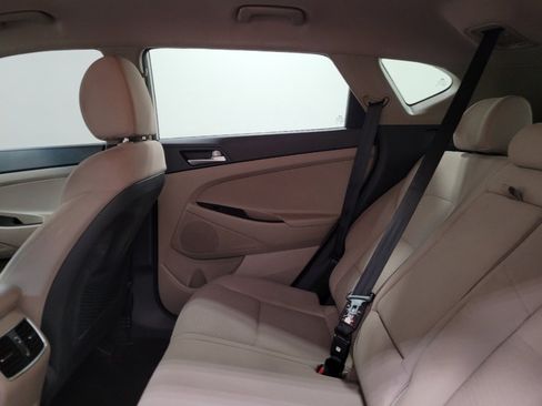 Used 2021 Hyundai Tucson SEL AWD/4WD image 18