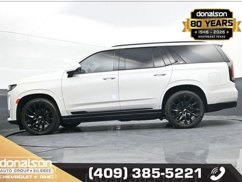 Used 2022 Cadillac Escalade Sport w/ Touring Package image 16