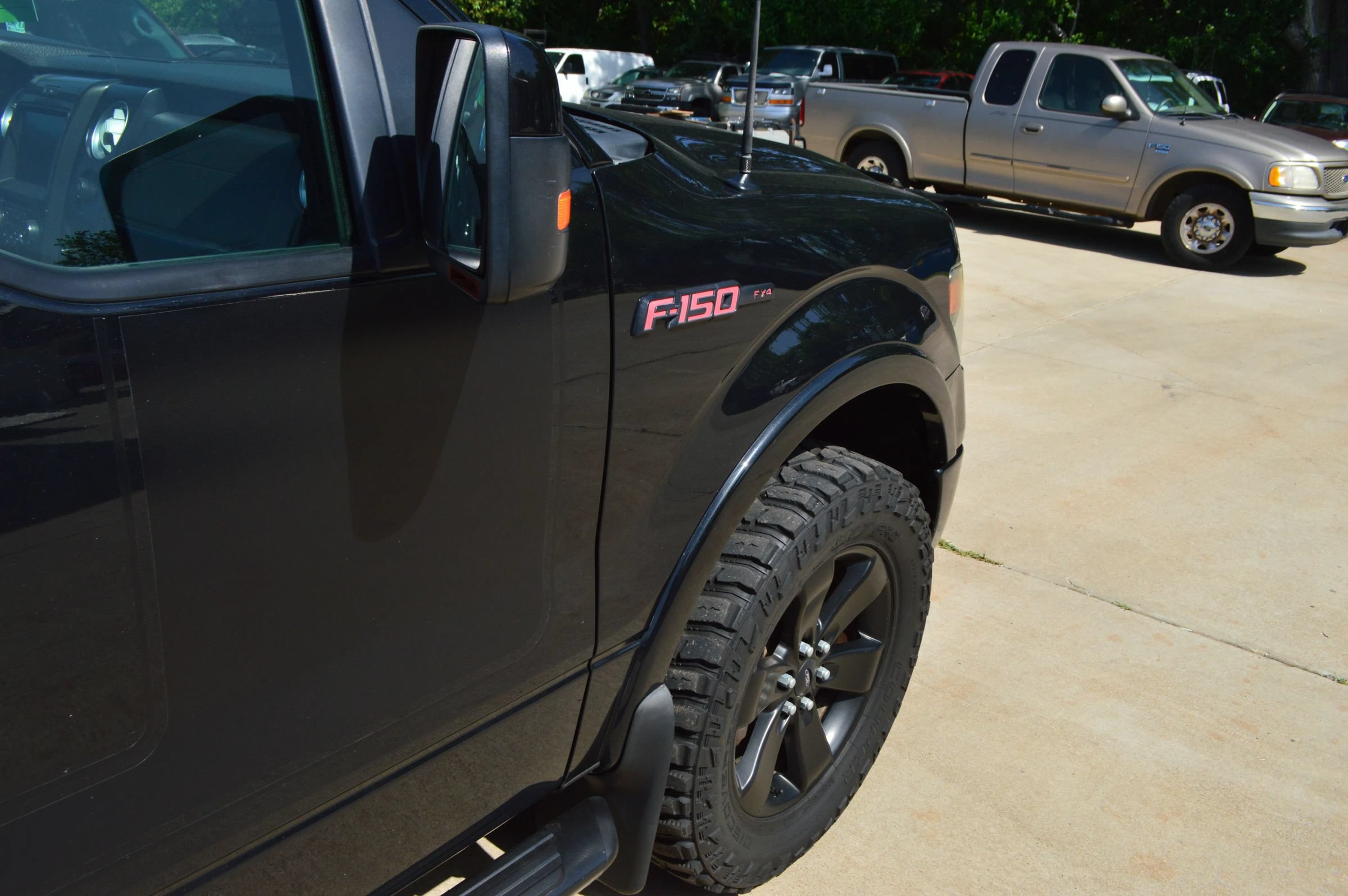 Used 2013 Ford F150 FX4 w/ Luxury Equipment Group AWD/4WD image 12