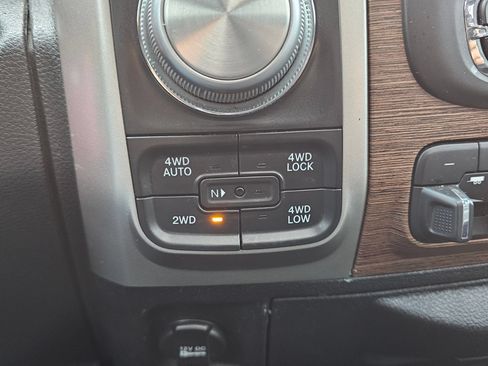 Used 2018 RAM 1500 Laramie AWD/4WD image 21