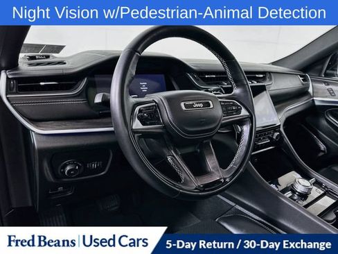 Certified 2022 Jeep Grand Cherokee Overland w/ Adv Protech Group III AWD/4WD image 13