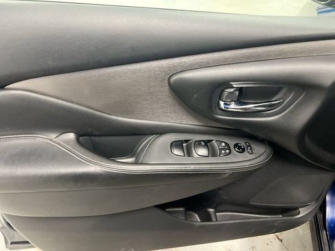 Used 2023 Nissan Murano S AWD/4WD image 20