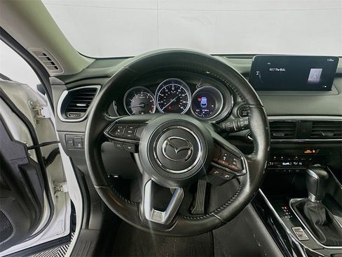 Used 2022 MAZDA CX-9 Touring image 11