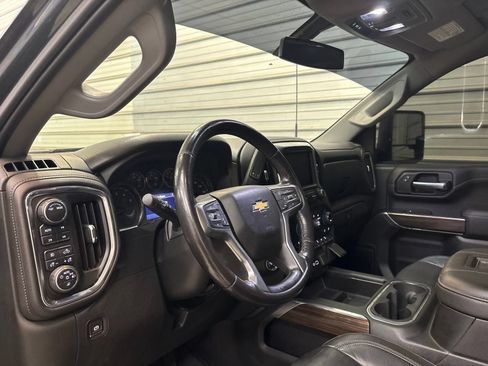 Used 2020 Chevrolet Silverado 2500 LT w/ All Star Edition AWD/4WD image 10