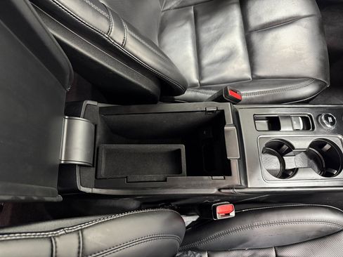 Used 2024 Lincoln Corsair AWD w/ Equipment Group 102A image 31