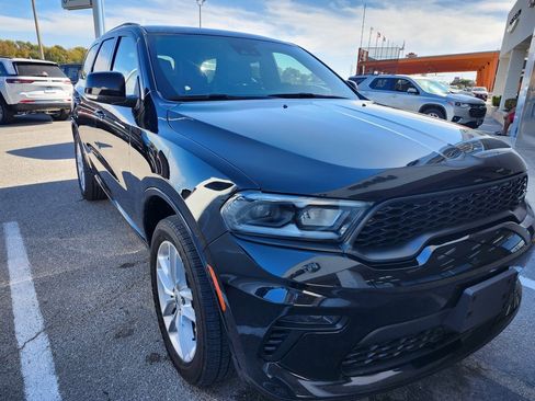 Used 2023 Dodge Durango GT image 6