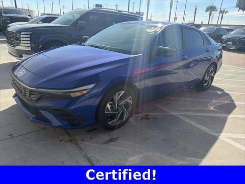 Certified 2025 Hyundai Elantra Sport image 1