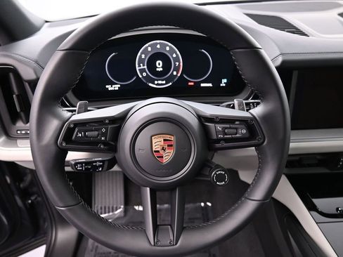 Certified 2026 Porsche Cayenne S AWD/4WD image 12