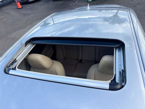 Used 2017 Lexus ES 350 w/ Accessory Package 2 image 21