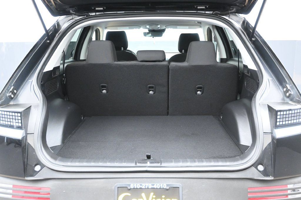 Used 2025 Hyundai Ioniq 5 SE RWD image 30