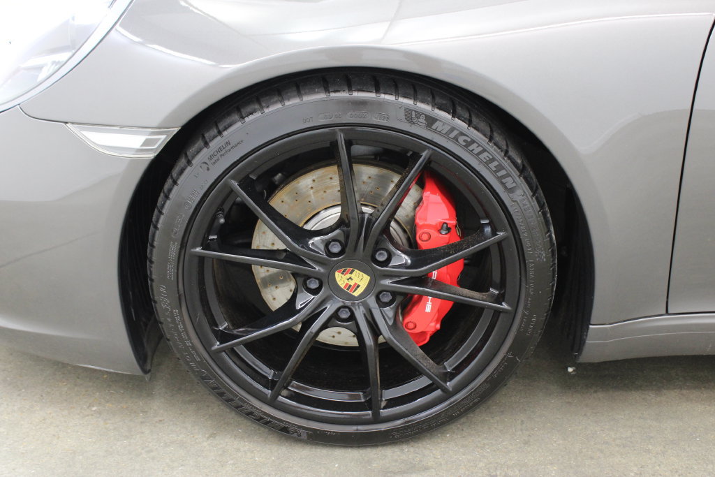 Used 2018 Porsche 911 Carrera S RWD image 12
