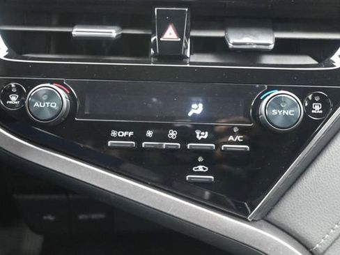 Used 2024 Toyota Camry LE FWD image 17
