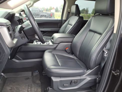 Used 2024 Ford Expedition Max XLT AWD/4WD image 11