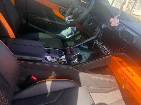 Used 2023 Lamborghini Urus S image 14