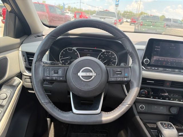 Used 2023 Nissan Rogue SV w/ SV Premium B Package AWD/4WD image 15