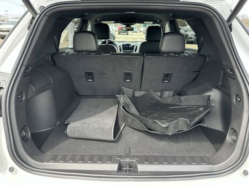 Certified 2023 Chevrolet Equinox Premier AWD/4WD image 9