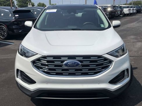 Used 2022 Ford Edge Titanium AWD/4WD image 8