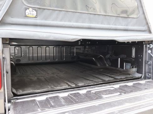 Used 2022 Jeep Gladiator Sport image 15