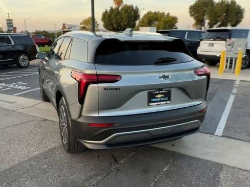 New 2026 Chevrolet Blazer EV LT image 7