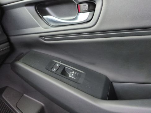 Used 2025 Honda Accord SE image 25