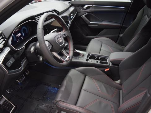 New 2025 Audi Q3 2.0T Premium Plus image 4