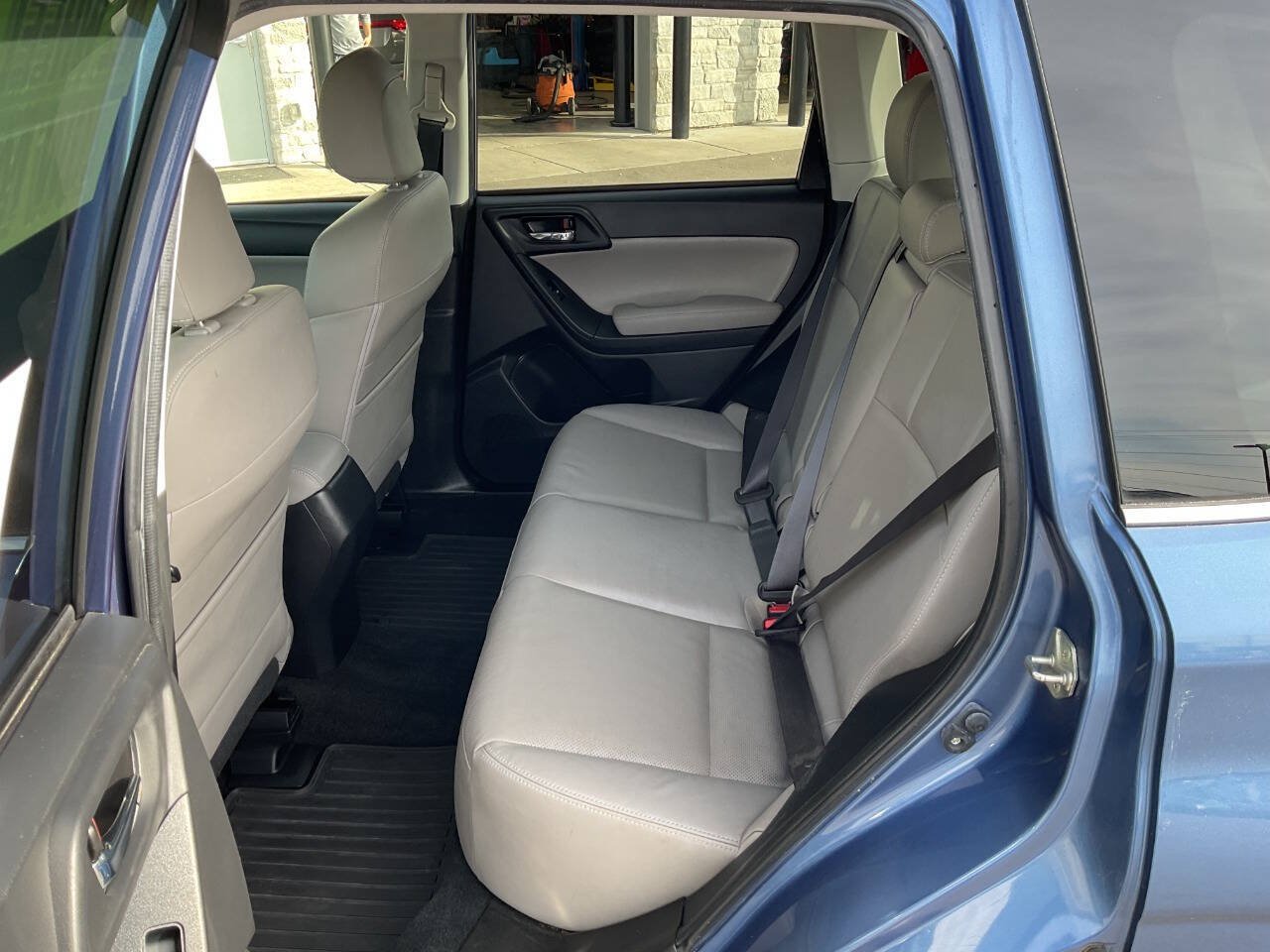 Used 2016 Subaru Forester 2.5i Limited AWD/4WD image 28