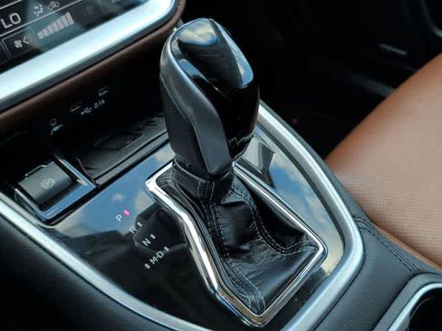 Used 2020 Subaru Outback Touring w/ Tech Package 2 image 32