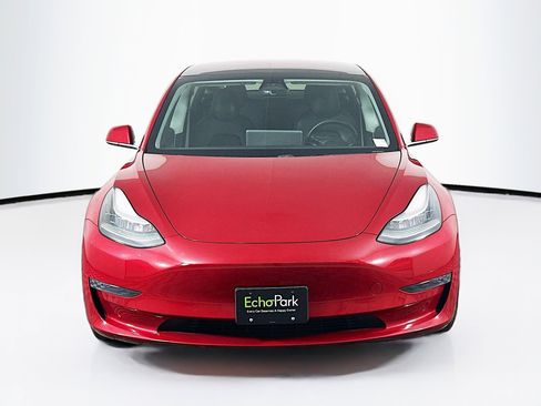 Used 2018 Tesla Model 3 Mid Range image 2