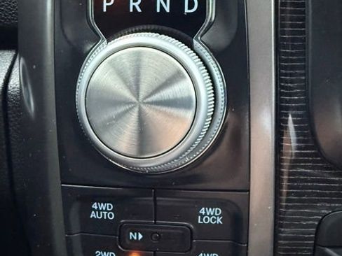 Used 2017 RAM 1500 Limited image 30