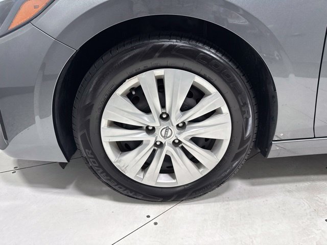 Used 2024 Nissan Sentra S FWD image 5