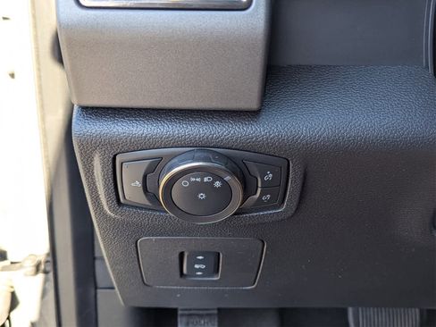 Used 2018 Ford F150 Raptor w/ Equipment Group 801A Mid image 33