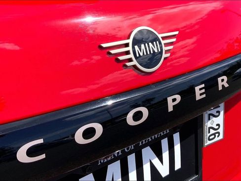 Certified 2025 MINI Cooper S FWD image 31