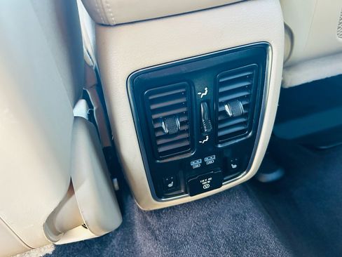 Used 2018 Dodge Durango Citadel w/ Technology Group image 25