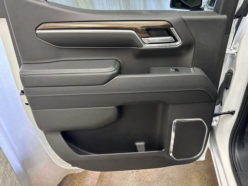 Certified 2024 Chevrolet Silverado 1500 LT AWD/4WD image 22