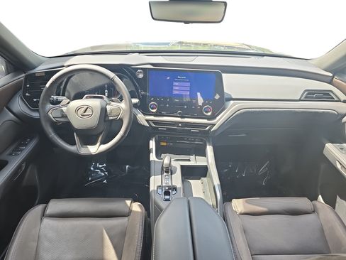 Used 2024 Lexus TX 350 FWD w/ Technology Package image 9