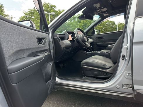 Used 2026 Subaru Outback Premium AWD/4WD image 2
