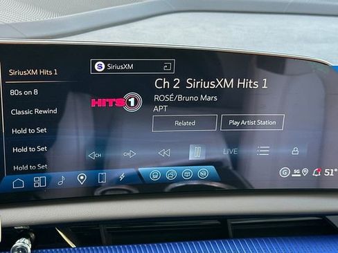 New 2026 Cadillac Optiq Luxury 1 image 17