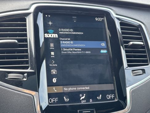 Used 2021 Volvo XC90 T6 Momentum w/ Advanced Package image 24