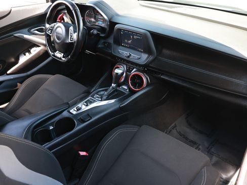 Used 2019 Chevrolet Camaro LT RWD image 22